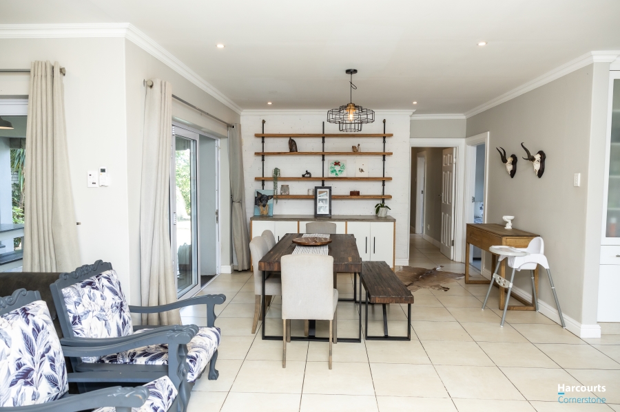 4 Bedroom Property for Sale in Beacon Bay Eastern Cape